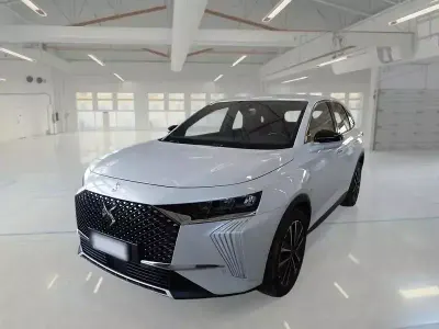 Usata DS Automobiles DS7 Crossback Bastille 180 CV (132 kW) 2023 SUV