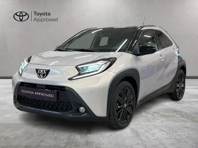 Second-hand Toyota Aygo X Edition 72 CP (52 kW) 2025 Gri SUV