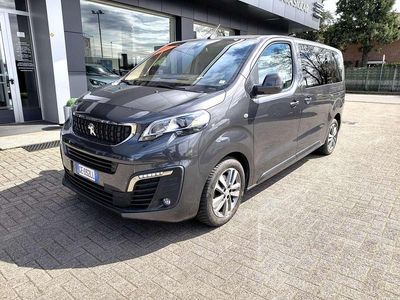 Usata Peugeot Traveller Allure 179 CV (131 kW) 2021 Grigio platinum Monovolume