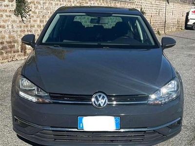 Usata VW Golf VII Business 116 CV (85 kW) 2018 Grigio Berlina