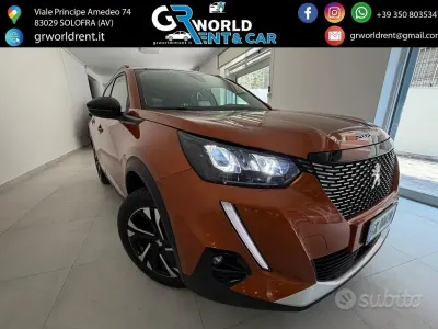 Usata Peugeot 2008 Allure 131 CV (96 kW) 2022 Arancione SUV