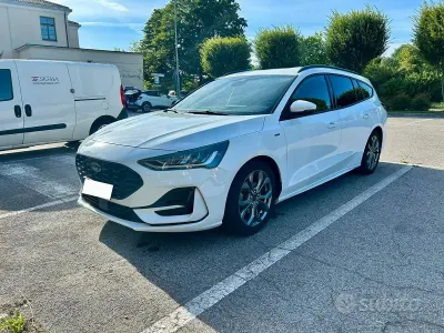 Usata Ford Focus ST-Line X 116 CV (85 kW) 2023 Bianco Station wagon
