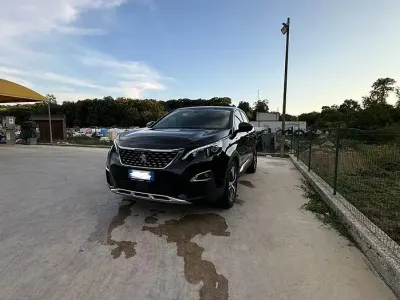 Usata Peugeot 3008 GT-line 131 CV (96 kW) 2019 Nero SUV