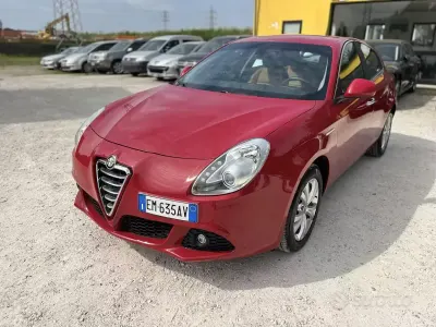 Usata Alfa Romeo Giulietta 120 CV (88 kW) 2012 Nero Utilitaria