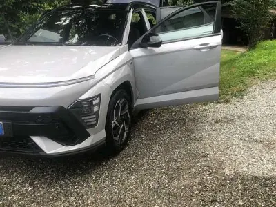 Usata Hyundai Kona N Line 105 CV (77 kW) 2024 Grigio SUV