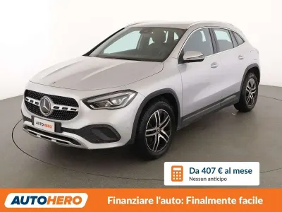 Usado Mercedes GLA200 Progressive 150 CV (110 kW) 2020 Plateado SUV