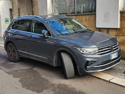 Gebraucht VW Tiguan Elegance 150 PS (110 kW) 2024 Grau SUV