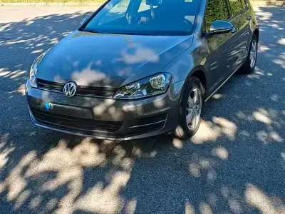 Second-hand VW Golf VII 85 CP (62 kW) 2015 Gri Berlinǎ