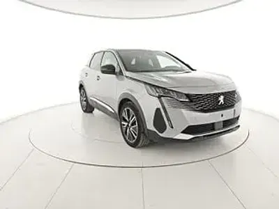 Usata Peugeot 3008 Allure 179 CV (131 kW) 2024 Argento SUV