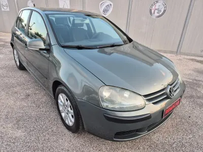 Usata VW Golf IV Comfortline 105 CV (77 kW) 2004 Grigio Berlina