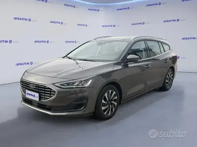 Usata Ford Focus Titanium 115 CV (84 kW) 2025 Grigio scuro Station wagon