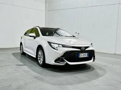 Usata Toyota Corolla Active 140 CV (102 kW) 2023 Bia Station wagon