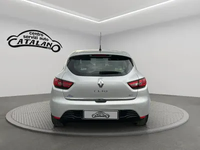 Usata Renault Clio Dynamique 74 CV (54 kW) 2013 Grigio