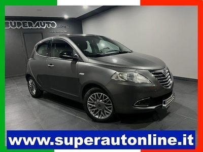 Usata Lancia Ypsilon Gold 95 CV (69 kW) 2013 Grigio scuro Utilitaria