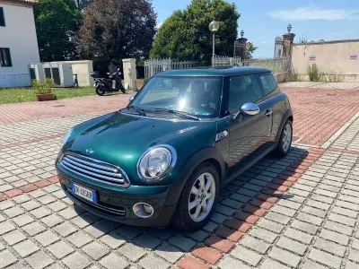 Usata Mini ONE 95 CV (69 kW) 2009 Verde Utilitaria