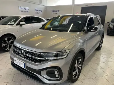 Usata VW T-Roc R-line Plus 150 CV (110 kW) 2024 Argento SUV