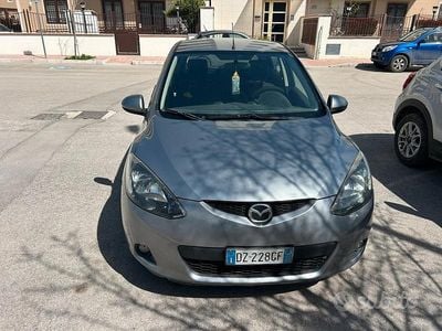 Usata Mazda 2 68 CV (50 kW) 2009 Grigio Utilitaria