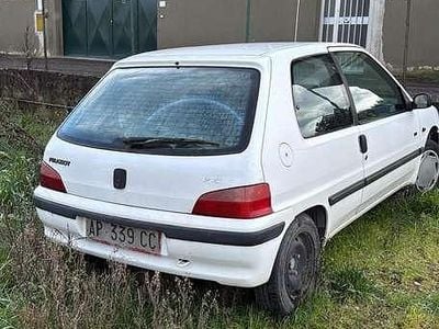 Usata Peugeot 106 57 CV (41 kW) 1996 Utilitaria