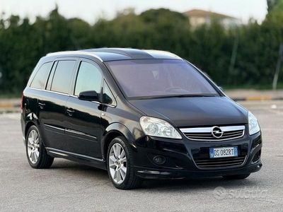 Occasion Opel Zafira Cosmo 150 ch (110 kW) 2009 Noir Monospace