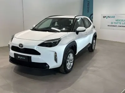 Usata Toyota Yaris Cross Active 116 CV (85 kW) 2025 Bianco SUV