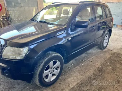 Usata Suzuki Grand Vitara 129 CV (94 kW) 2006 Nero SUV