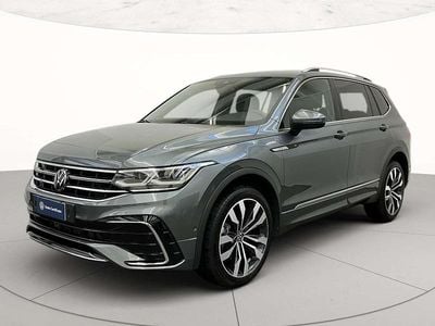 Usado VW Tiguan Allspace R-line 193 HP (141 kW) 2025 Cinzento SUV