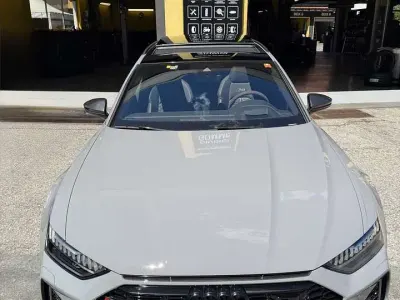 Usata Audi RS6 Performance 630 CV (463 kW) 2023 Grigio Station wagon
