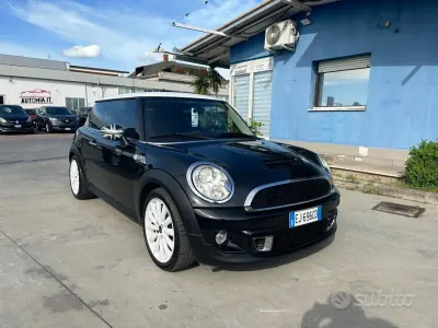 Usata Mini Cooper S Coupé 184 CV (135 kW) 2012 Nero Coupé