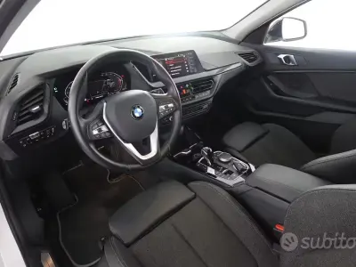 Usata BMW 118 Sport Line 136 CV (100 kW) 2023 Bianco Berlina