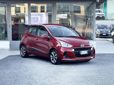Usata Hyundai i10 67 CV (49 kW) 2018 Rosso Utilitaria