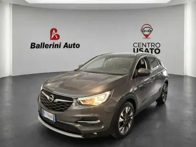 Usata Opel Grandland X Ultimate 131 CV (96 kW) 2019 Grigio SUV