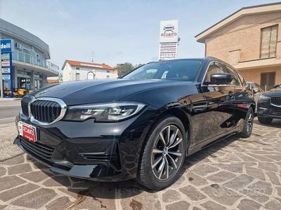 Nero Usata 2020 BMW 318 Advantage Station wagon | 17.900 € (Buon prezzo)
