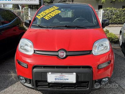 Usata Fiat Panda Sport 70 CV (51 kW) 2021 Rosso Utilitaria