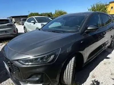 Usata Ford Focus ST-Line 116 CV (85 kW) 2025 Grigio Berlina