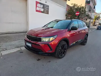 Begagnad Opel Grandland X GS Line 131 HK (96 kW) 2022 Röd SUV