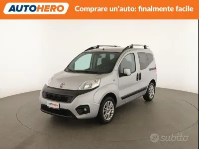 Usata Fiat Qubo Trekking 77 CV (56 kW) 2018 Grigio Monovolume