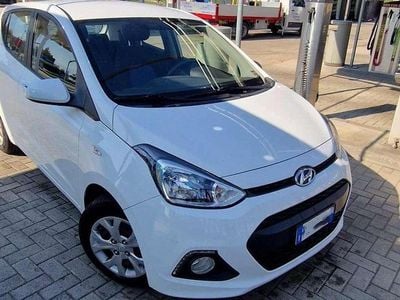 Usata Hyundai i10 Classic 67 CV (49 kW) 2015 Bianco Utilitaria