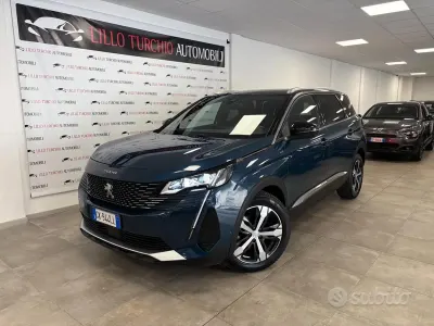 Usata Peugeot 5008 GTi 131 CV (96 kW) 2022 Blu oceano SUV