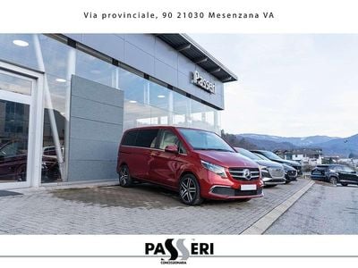 Usata Mercedes 300 Premium 239 CV (175 kW) 2024 Ruby red Monovolume