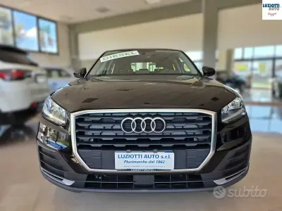 Begagnad Audi Q2 Business 116 HK (85 kW) 2017 Svart SUV