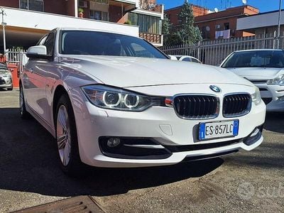 Usata BMW 320 Sport Line 184 CV (135 kW) 2013 Station wagon