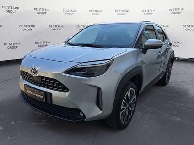 Usata Toyota Yaris Cross Lounge 116 CV (85 kW) 2022 Argento SUV