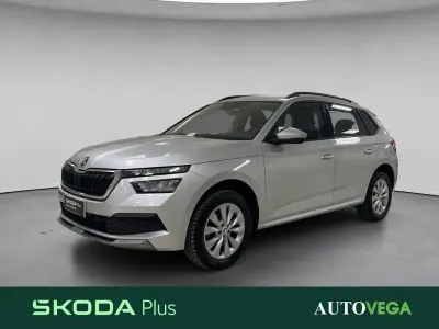 Usata Skoda Kamiq Ambition 110 CV (80 kW) 2021 Grigio / pastello SUV