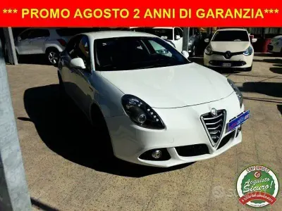 Usata Alfa Romeo Giulietta Distinctive 105 CV (77 kW) 2015 Bianco Utilitaria
