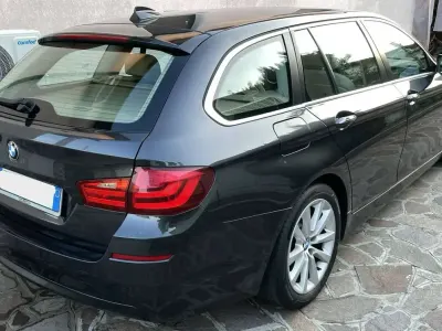 Usata BMW 520 Efficient Dynamics 184 CV (135 kW) 2012 Grigio Station wagon