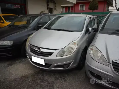 Usata Opel Corsa 75 CV (55 kW) 2008 Grigio Utilitaria