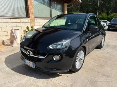 Usata Opel Adam Glam 69 CV (50 kW) 2014 Nero Utilitaria