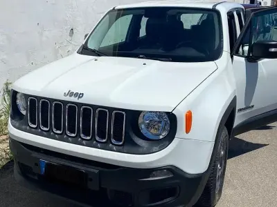 Usata Jeep Renegade Sport 120 CV (88 kW) 2017 Bianco SUV