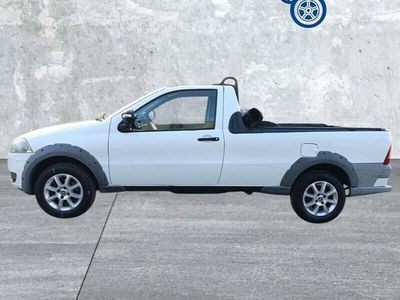Usata Fiat Strada Trekking 95 CV (69 kW) 2014 Bianco Pick-up