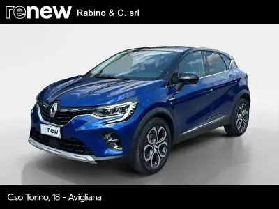 Usata Renault Captur Techno 101 CV (74 kW) 2023 Blu/azzurro SUV
